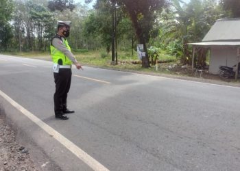 Polres Tulangbawang Olah TKP Kecelakaan di Kampung Agung Dalam
